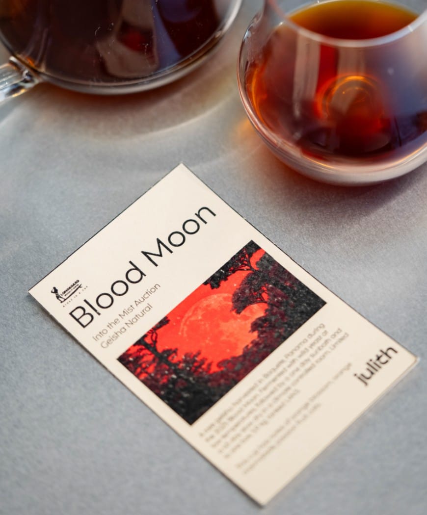 Blood Moon - Into the Mist Auction Geisha Natural